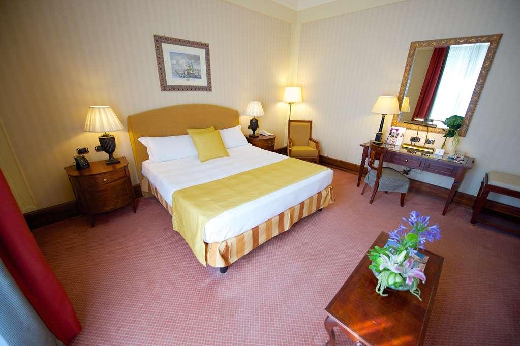 Excelsior Palace Hotel 4*