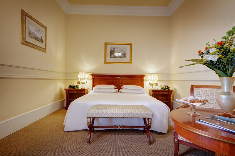 Excelsior Palace Hotel